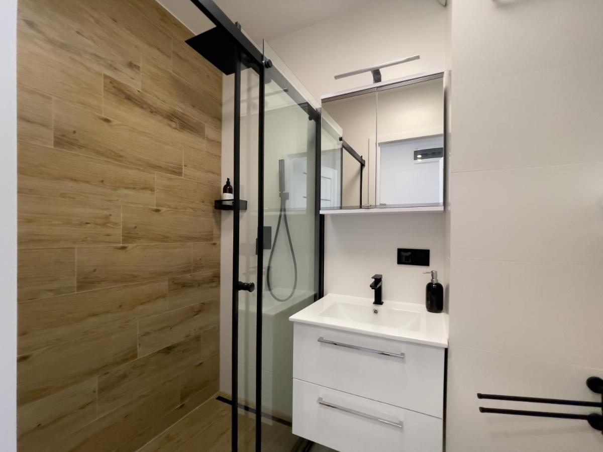 Urban Apartments Premium Baildona 18B, Free Garage, Self Check-In 卡托维兹 外观 照片